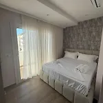 Nefelis Apartment *